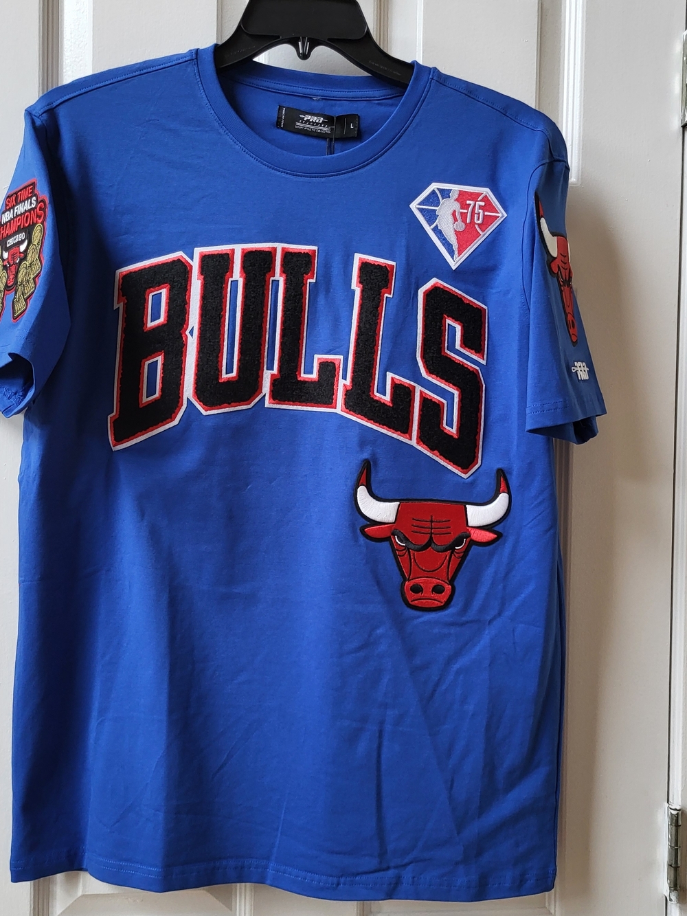 NBA Pro Standard Chicago Bulls Blue T-Shirt Size L Large NWT